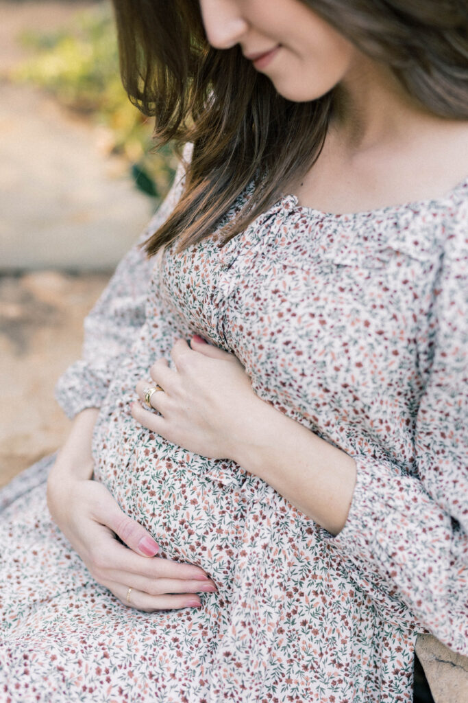 Knoxville maternity photographer botanical gardens